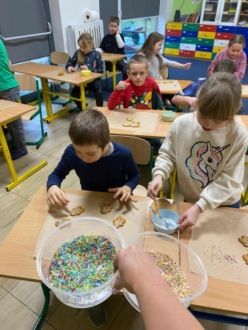 241854a8-b788-4a3f-bf21-52b488b8397a