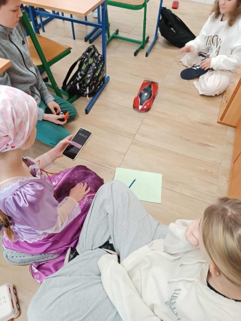 c9367b8c-4996-4b38-825d-6ea72dd75534