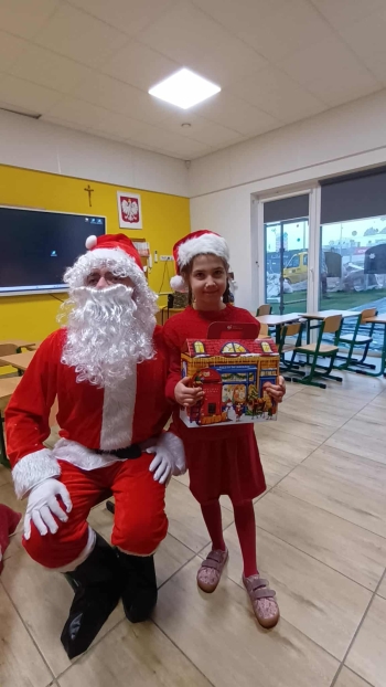 f2dd53a7-6fef-4ff0-a992-88dc3b179c2a