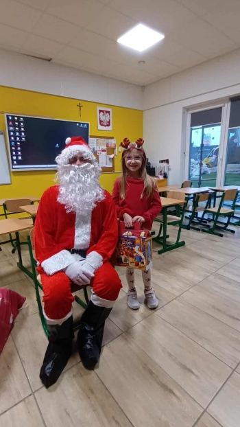 e1dfeedc-0fca-499c-b4f6-938a24cb4fa3