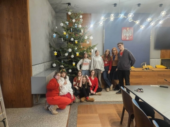 de9c5da0-3056-472a-882f-861dac4a5f5f