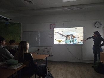 f2839581-ff52-436e-9f6e-995cfd7732af