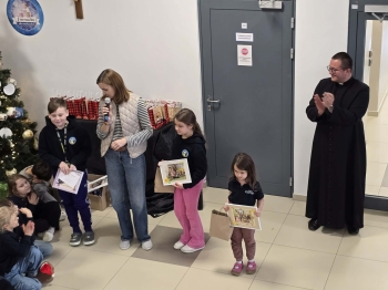 3efbff74-ef2f-4223-8dba-4e5e870d2f35