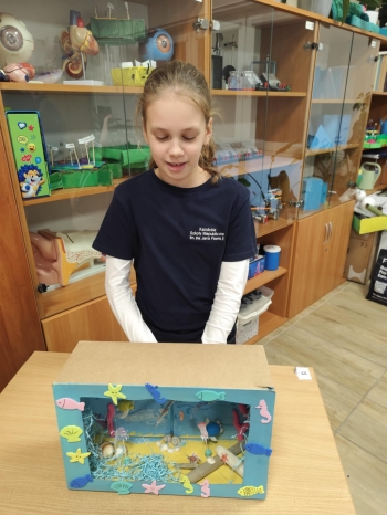 fb364d2f-ae79-4579-bc6a-14e3ab987562