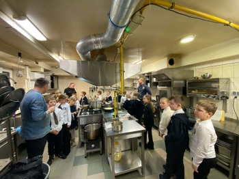 0b74aa8b-adbd-42fa-a37c-cdcccdc2d12c