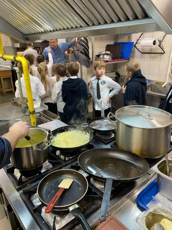 9f6675fb-59ed-4a8f-a7f4-d37cf045bbcd