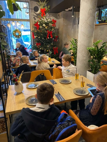 fba24237-23b9-4f7b-89ef-e052e5196eec