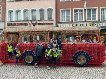 baef57c3-cb04-47c3-bdce-be8547dac39c