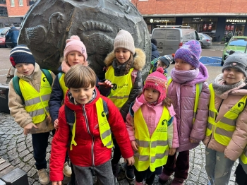 a74967f6-3873-4738-b89e-f7afd384e446