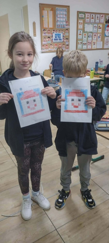 8213a854-c2f0-4da4-afae-f30945f0aa60