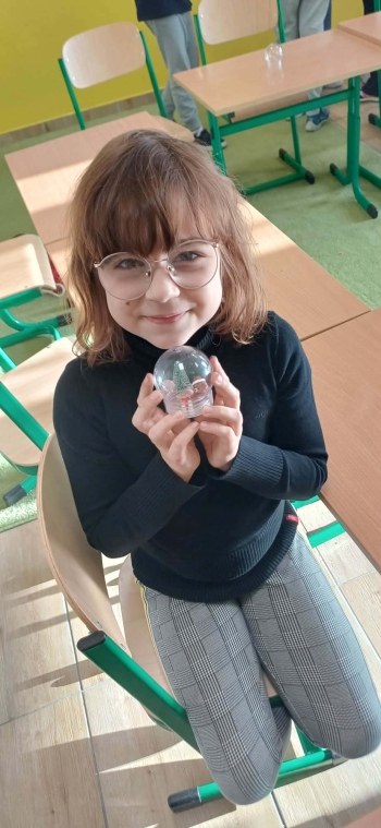 dcb18021-ca54-4b65-88e9-834dd14e667b