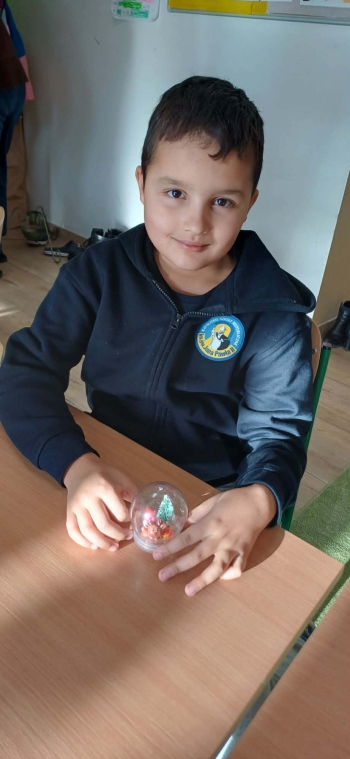 20734968-efa9-4049-8ce5-9c235474cd73