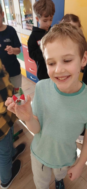 0906cfcd-b36d-4a22-a98c-d214f816ab36