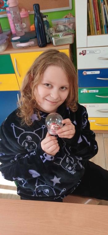 d15a9eb4-163a-4783-bb7a-ecdaac4b7d2f