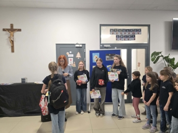 2ac9ce7a-b754-424e-bb3d-8da82ab46032