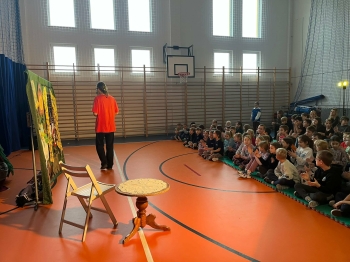 8fd3383e-d0ca-4c1c-a5f1-fc1d100084a2