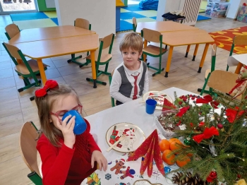 eeb409c1-cee5-4ab5-b2a1-6827cdb87bf4