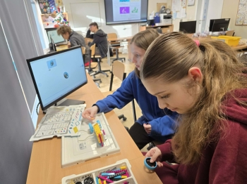 aacaacae-9dd2-435c-844a-0c9cc749d719