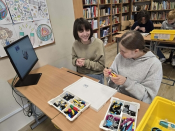 cade5f84-167b-472a-963d-1445376a8b5c