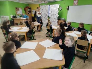 9c869929-60b1-43a4-b935-1cce3edb96d1