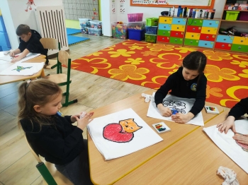 b651d36b-0fa3-4a8e-b99d-e05252cc2b83