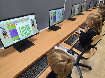 e3e5b641-3e12-448d-8eb2-8ce2ec70b180