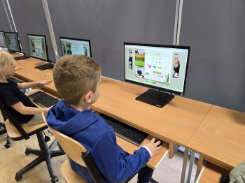 f60fcd98-4474-4f77-ad4f-9cce1a88d6cd