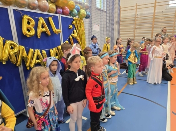 88d5a06d-b12c-40c1-800e-cf334987894f