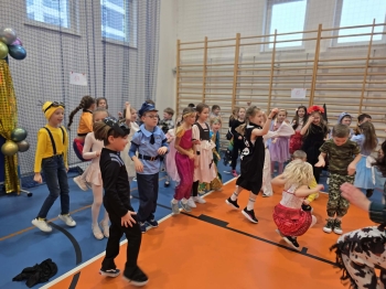 c630c3ad-dbf2-461d-9a70-3d66aef41bc1