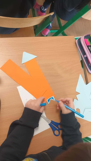 728ae7a5-74bd-4ef1-81c9-8d2f05e5a96d