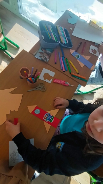 c53aec52-096a-4618-91f5-17e7e03c2a41