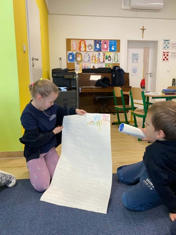 33a5f48d-c4a9-4aa5-8276-215f454fe4e9