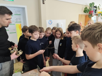 f1f8c2b0-c857-4c4d-bd43-911c554b664d