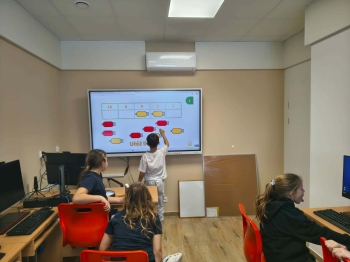 ce3a7e21-0a09-4d12-9f70-a2f36e1bd262