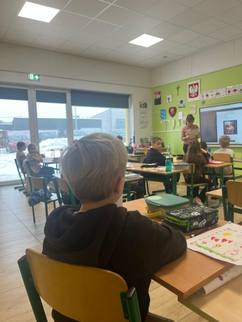 310dc9a7-0d20-4c18-9168-a05cc9bfd761