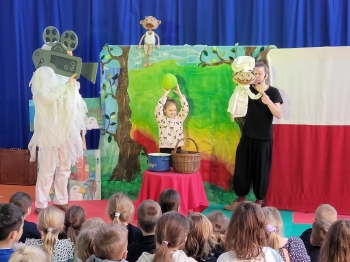 072fe454-e80d-437f-a1a7-495c961f1305