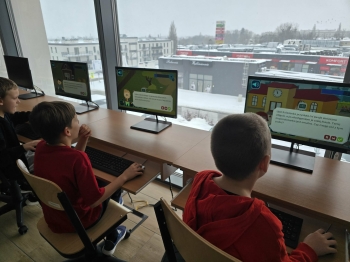 ab41542a-e9e4-413e-9231-ed6c188a127b