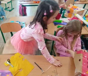 411052b6-de43-4d2a-a9dd-69d9700f2dc3