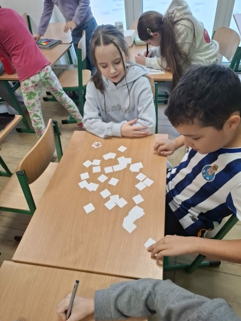 241020a5-9f92-488c-b445-a16a0522bfeb