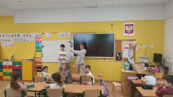 b4aaed02-c2c6-4492-bc9e-3935ba517e4b