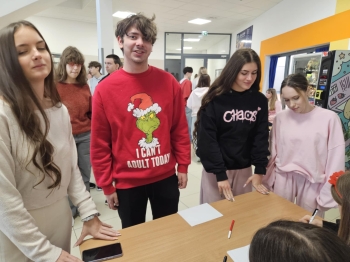 185fdfee-e5aa-477c-a813-9bc131ceec4c