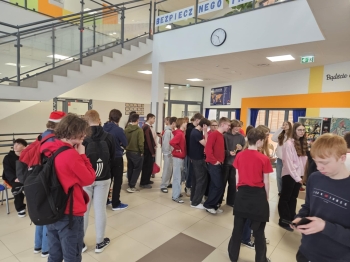 4f05d9b0-b238-4c63-9621-d70c304fe87e