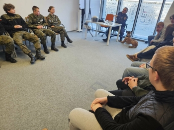 cf2d9513-102a-475f-b268-f3859846f80b