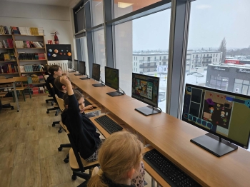 0a5b84fc-a5f4-42ba-9566-ee034fc71050