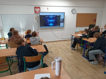 8f63e122-389a-415b-91a3-605d8c13dbae.jfif