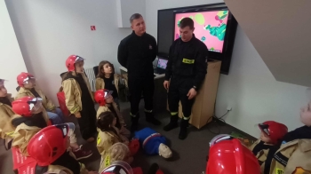 e452ad5f-d95f-4f11-a656-49a2819a5090