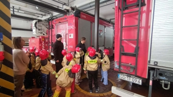 cf4b5565-68ba-422c-8cc1-a4f6ade3c764