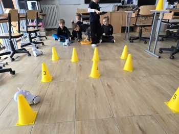 fd096fc7-ed2b-4a37-921b-00d0913d2c78