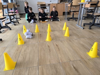 80d88dd5-cb7b-447b-8984-74eb40431475