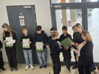 3a371e08-276f-4f03-93d3-42d068bf7ebf